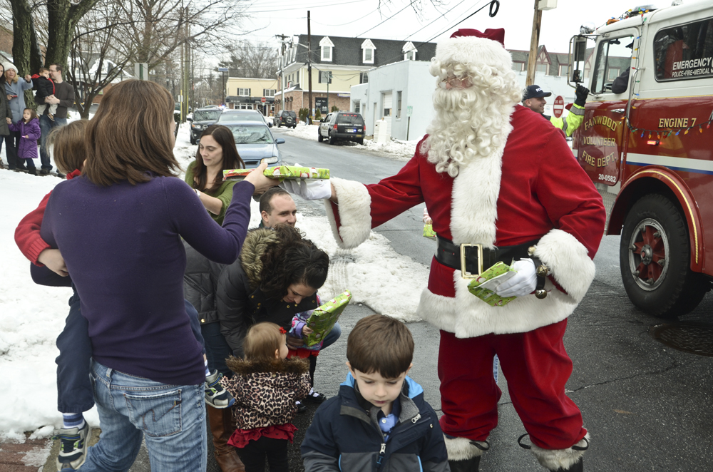 Santa presents